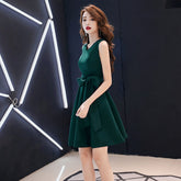 Small Green Evening Dress Skirt Women Can Usually Wear Short Simple And Generous Dresses For Banquet Temperament - kinko