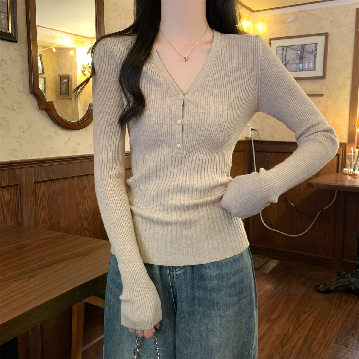 Waist-tight Slimming V-neckline Long-sleeved Women's Temperament Commute Pure Sweater - kinko