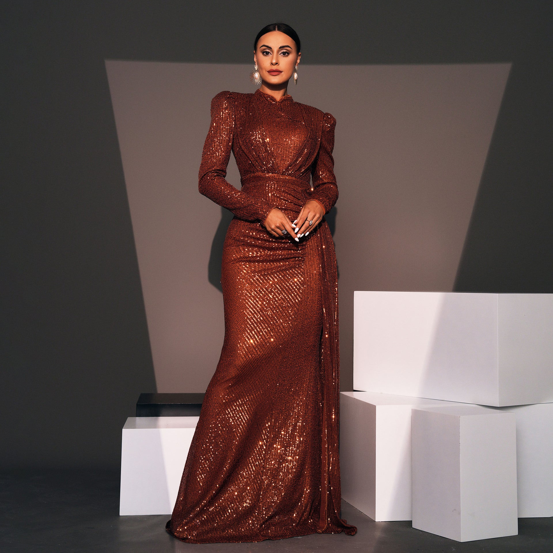 Long Sleeve Round Neck Sexy Slim Long Sequined Banquet Dress - kinko