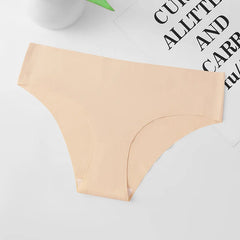 3Pcs Seamless Breathable Women's Underwear Low Waist Invisible Women's Underwear Comfort Fashion Sexy Women's Underwear.