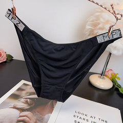 Soft Smooth French Diamond-encrusted Women's Underwear Low Waist Comfortable Cotton Crotch Breathable Triangular Pants High-end