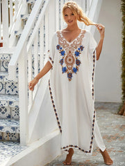 New Bohemian Dress Sold Embroidered Long Kaftan Pareos Maxi Dress Loose Beach Cover Up Robe Plage Women Clothing Beachwear Tunic