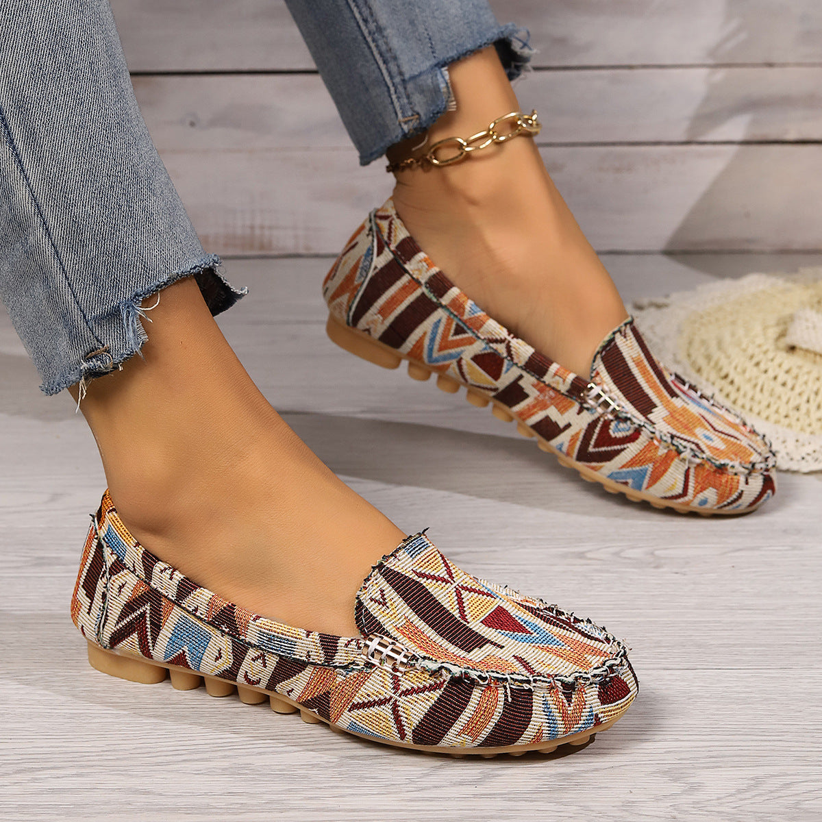Arrival Color Matching Cloth Surface Lazy Flat Pumps Women Ethnic Low Cut Breathable Lazy Work Shoes - kinko Global Holdings inc