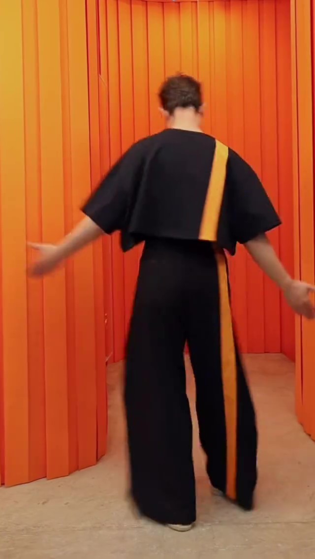 Black Crop Top And Wide - Leg Pants Set - kinko