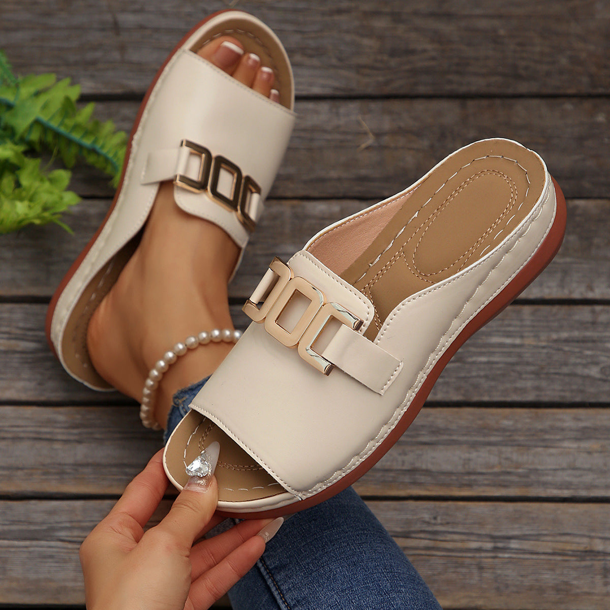 Southeast Asian Buckle Wedge Open Toe Slippers Women plus Size Metal Buckle Fish Mouth Beach Slippers - kinko Global Holdings inc