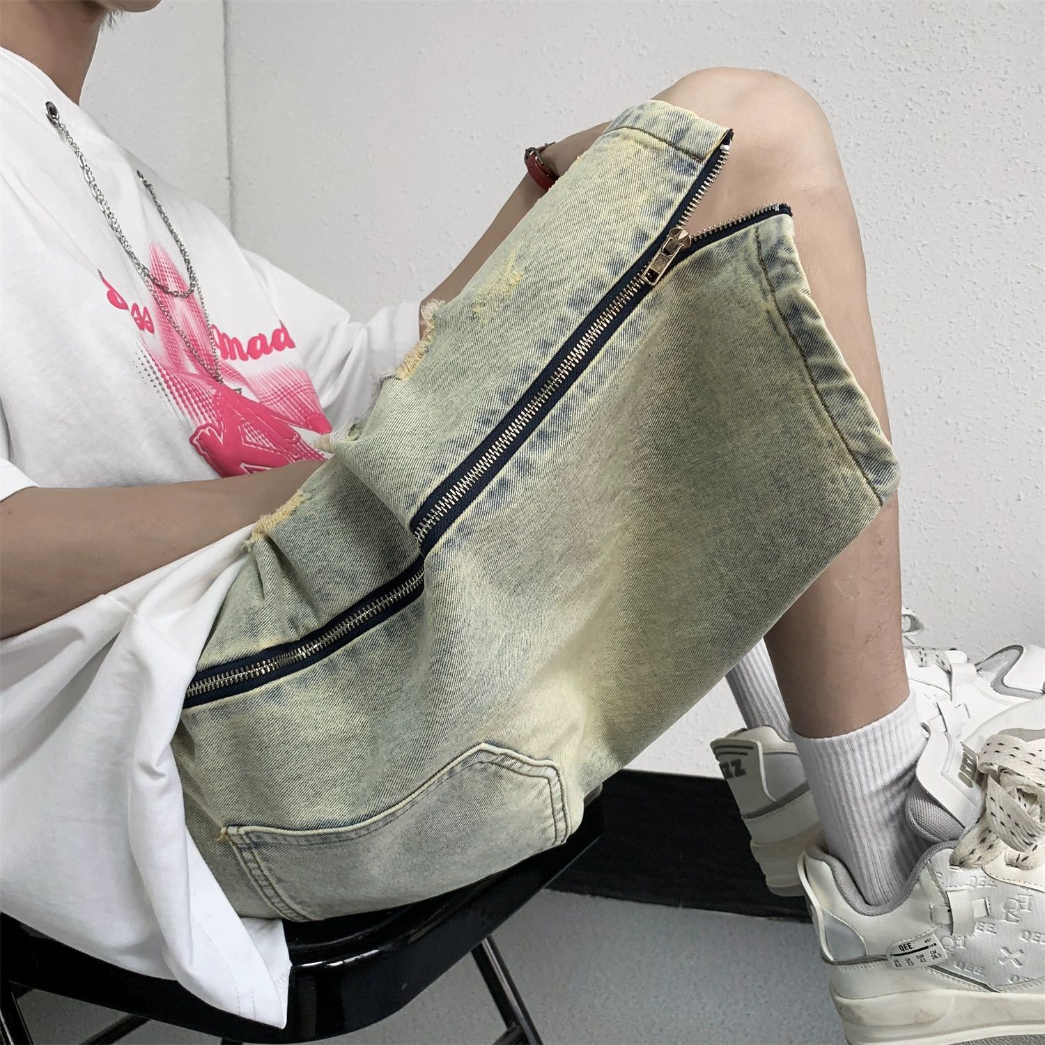 Retro Yellow Mud Ripped Denim Shorts Men's Loose Five Points - kinko