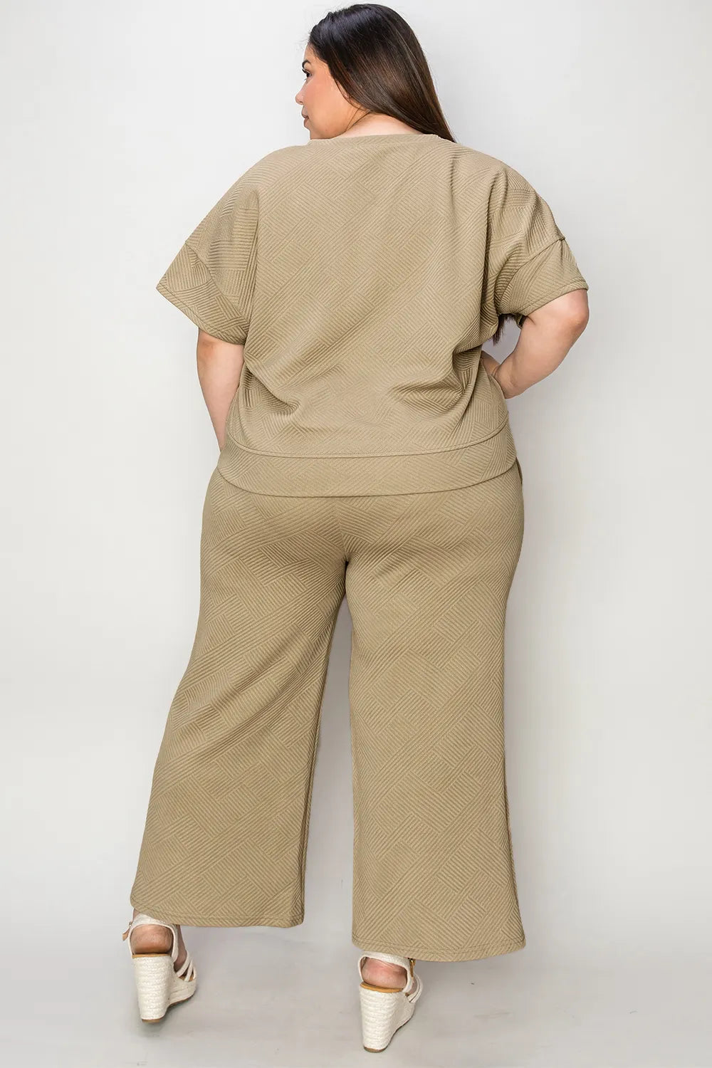 Double Take Full Size Texture Short Sleeve Top and Pants Set - kinko