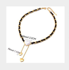 Fall Winter Trend Sweater Chain Black Red Shell Necklace
