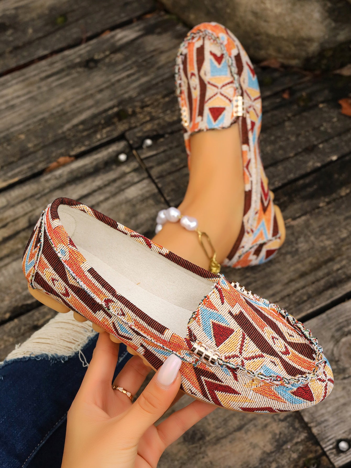 Arrival Color Matching Cloth Surface Lazy Flat Pumps Women Ethnic Low Cut Breathable Lazy Work Shoes - kinko Global Holdings inc