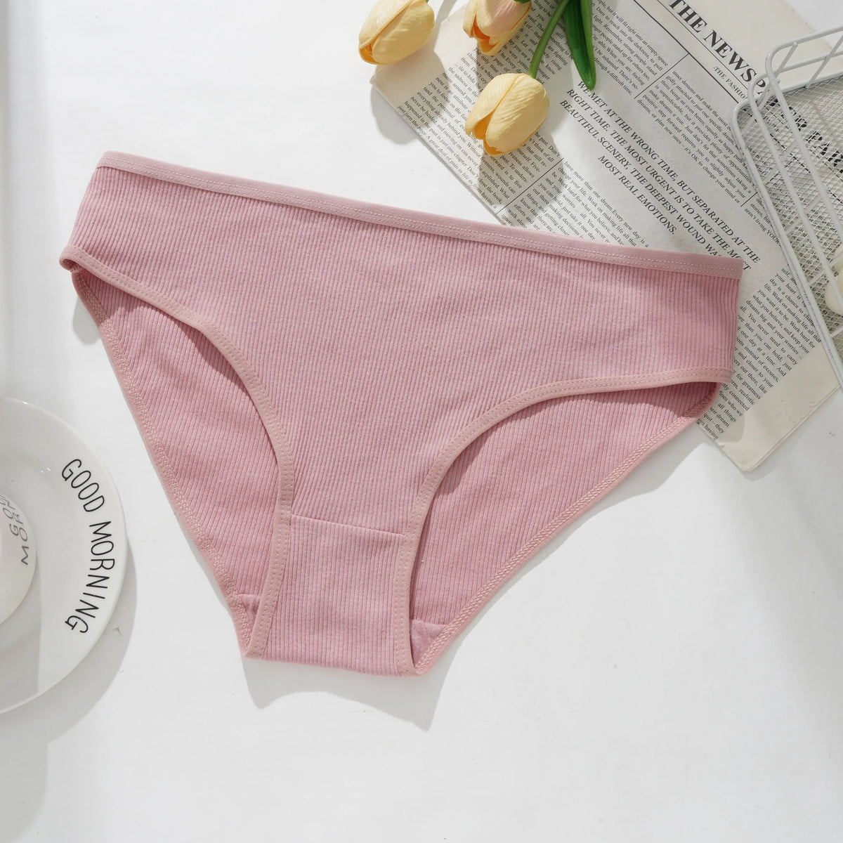 Women's Cotton Striped Underwear Breathable Soft Briefs for Sports & Yoga Comfy Everyday Panties Simple Lingerie Gift for Ladies