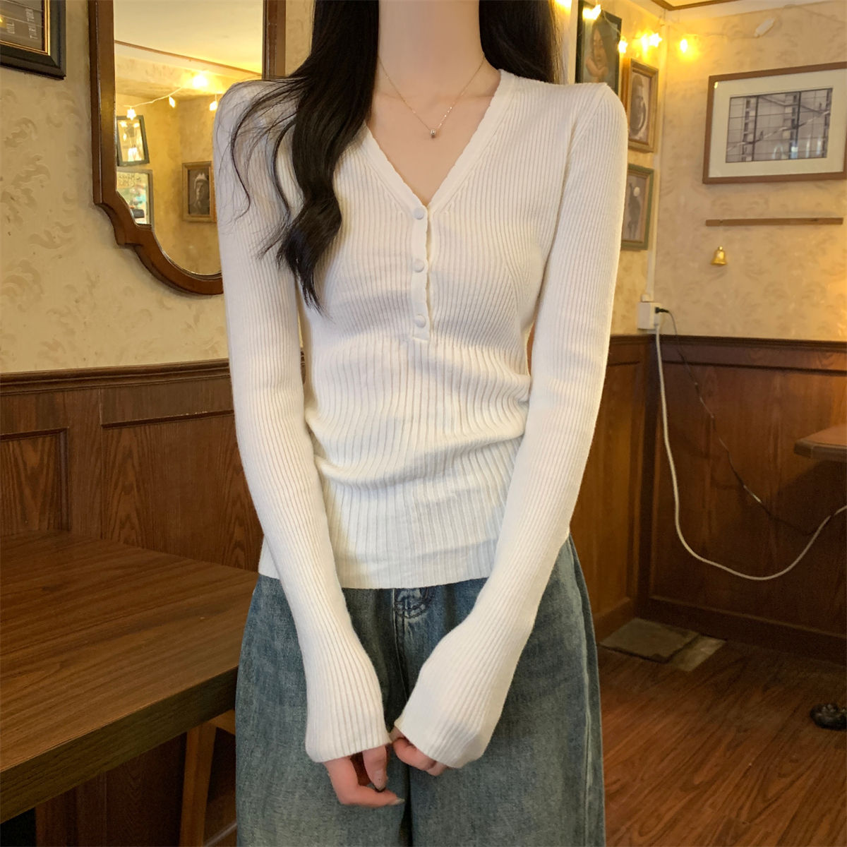 Waist-tight Slimming V-neckline Long-sleeved Women's Temperament Commute Pure Sweater - kinko